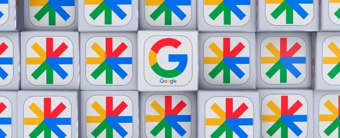 Diversos quadrados pequenos com ícones do Google Discover, sendo que um deles, centralizado, tem a logo do Google.